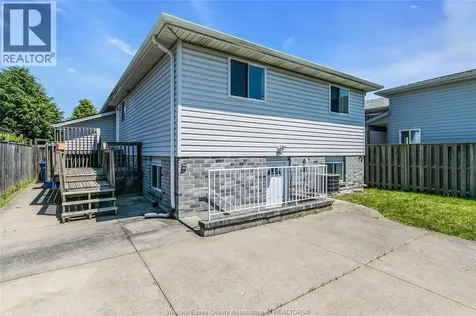 2163 Everts Windsor ON N9B 3X6