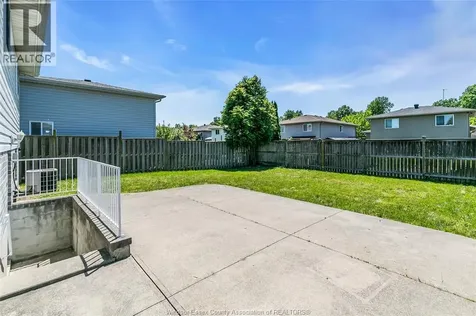 2163 Everts Windsor ON N9B 3X6