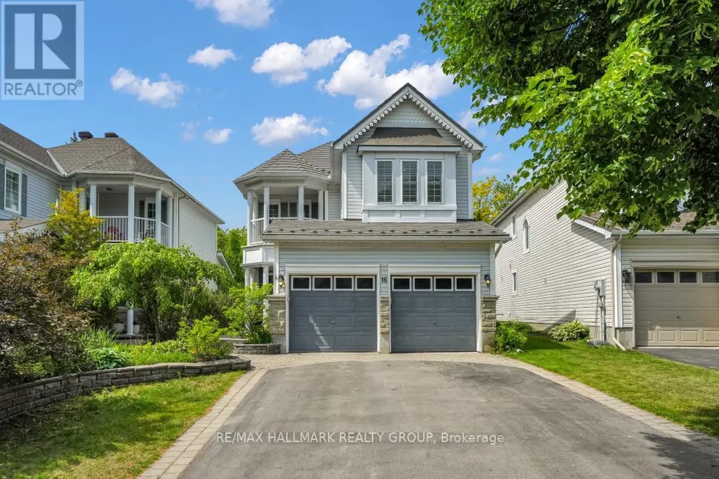 16 Hemlo Crescent Ottawa ON K2T 1C7