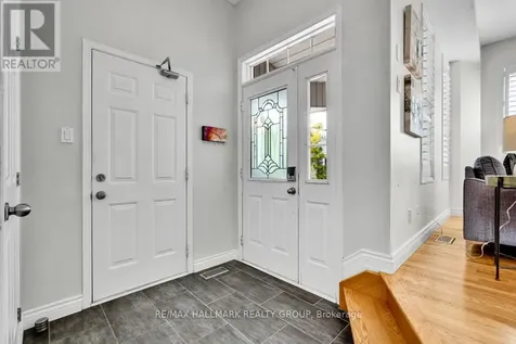 16 Hemlo Crescent Ottawa ON K2T 1C7