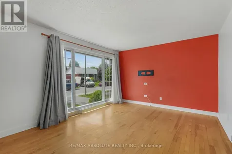 731 Borthwick Avenue Ottawa ON K1K 2M3