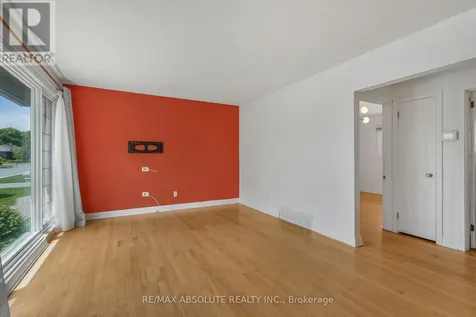 731 Borthwick Avenue Ottawa ON K1K 2M3