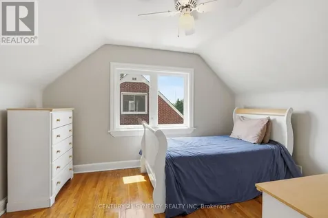 1324 Avenue O Ottawa ON K1G 0A9