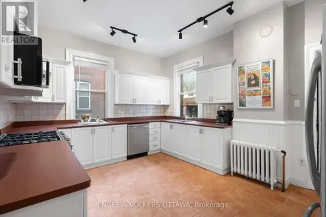 553 Gilmour Street Ottawa ON K1R 5L5