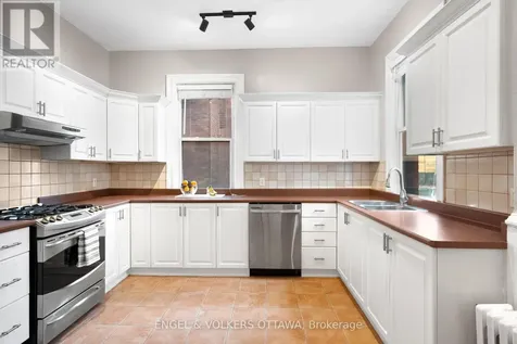 553 Gilmour Street Ottawa ON K1R 5L5