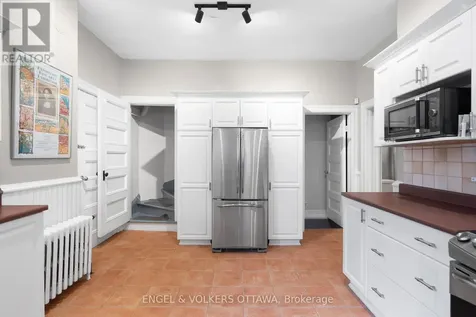553 Gilmour Street Ottawa ON K1R 5L5