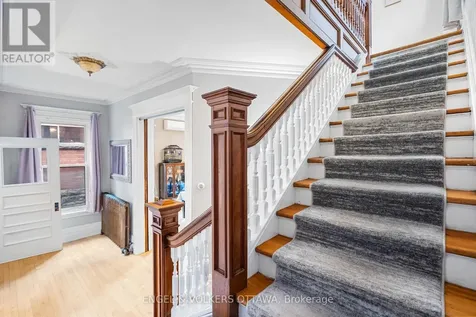 553 Gilmour Street Ottawa ON K1R 5L5