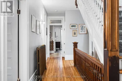 553 Gilmour Street Ottawa ON K1R 5L5