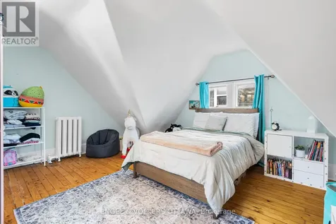 553 Gilmour Street Ottawa ON K1R 5L5