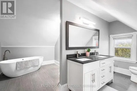 553 Gilmour Street Ottawa ON K1R 5L5