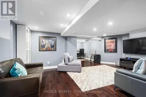 553 Gilmour Street Ottawa ON K1R 5L5