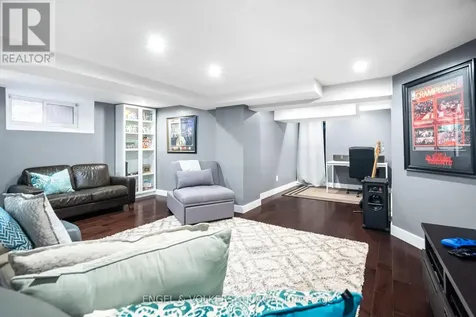 553 Gilmour Street Ottawa ON K1R 5L5