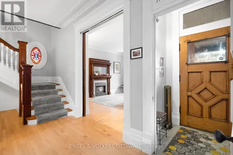 553 Gilmour Street Ottawa ON K1R 5L5