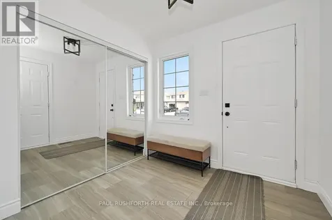 1476 Kamouraska Circle Ottawa ON K1C 3J2