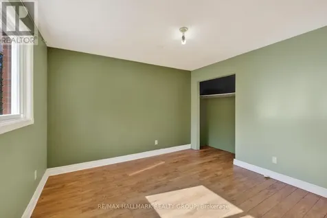 1412 Maxime Street Ottawa ON K1B 3L1