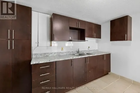 1412 Maxime Street Ottawa ON K1B 3L1