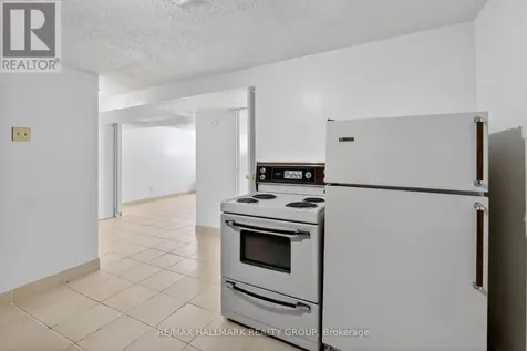 1412 Maxime Street Ottawa ON K1B 3L1