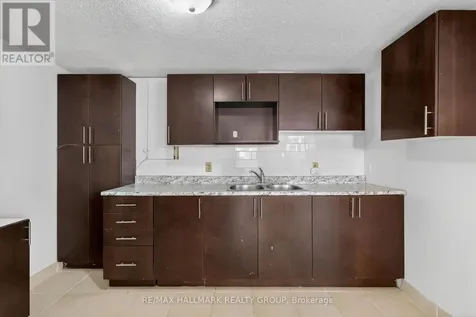 1412 Maxime Street Ottawa ON K1B 3L1