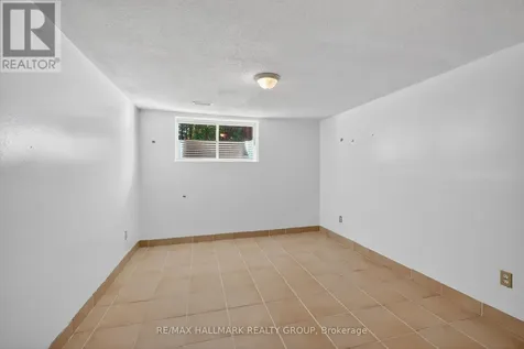 1412 Maxime Street Ottawa ON K1B 3L1