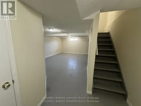 38 Paddington Private Ottawa ON K1V 0S7
