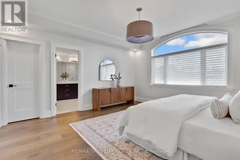 12 George Street Waterloo ON N2J 1K5
