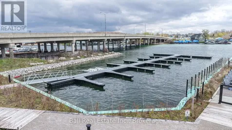 16 Mariners Pier Way Orillia ON L3V 8P4