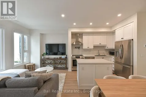 16 Mariners Pier Way Orillia ON L3V 8P4