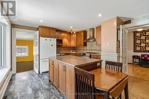 568 James Street West Prescott ON K0E 1T0