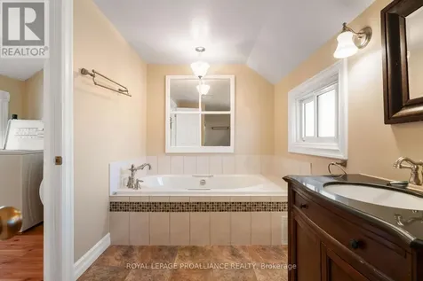 568 James Street West Prescott ON K0E 1T0