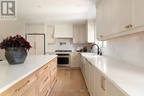 323 Calvington Place Waterloo ON N2T 1P9