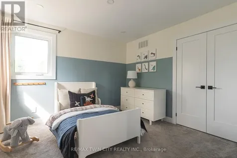 323 Calvington Place Waterloo ON N2T 1P9