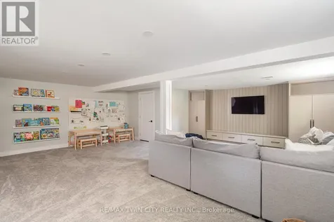 323 Calvington Place Waterloo ON N2T 1P9