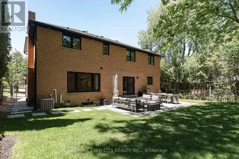 323 Calvington Place Waterloo ON N2T 1P9