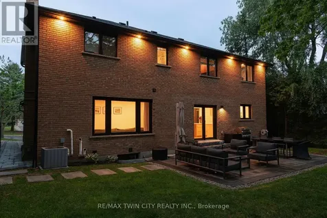 323 Calvington Place Waterloo ON N2T 1P9