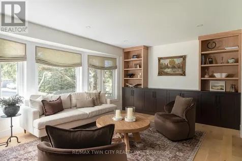 323 Calvington Place Waterloo ON N2T 1P9