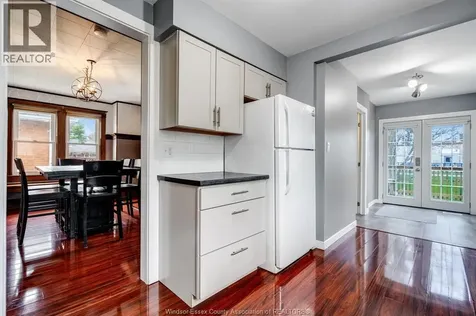 24 Maple Street Kingsville ON N9Y 1L7
