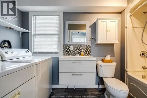 24 Maple Street Kingsville ON N9Y 1L7