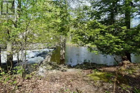 20 Ballantra Drive Stone Mills (stone Mills) ON K0K 3G0