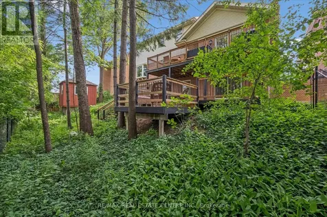 21 Tinatawa Court Kitchener ON N2A 3K4