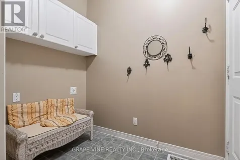 175 Allanford Avenue Ottawa ON K1T 3Y4