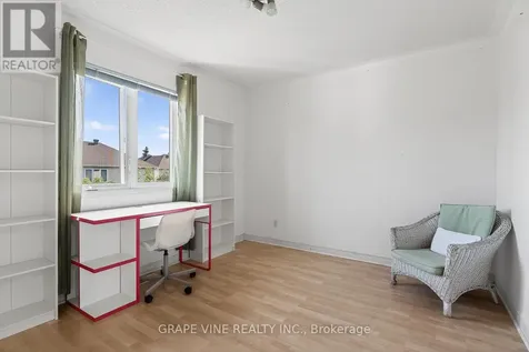 175 Allanford Avenue Ottawa ON K1T 3Y4