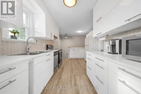18 Winlock Crescent Ottawa ON K2G 3X4