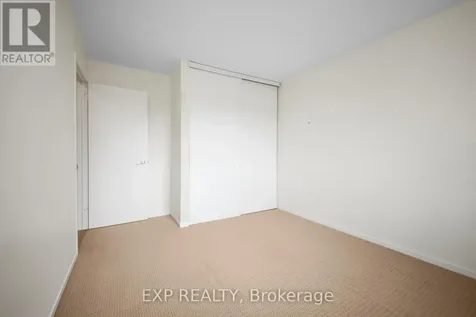 18 Winlock Crescent Ottawa ON K2G 3X4