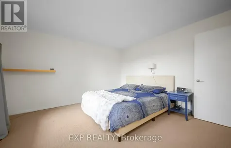 18 Winlock Crescent Ottawa ON K2G 3X4