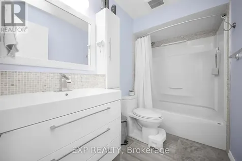 18 Winlock Crescent Ottawa ON K2G 3X4