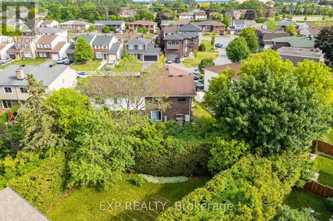 18 Winlock Crescent Ottawa ON K2G 3X4
