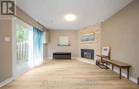 18 Winlock Crescent Ottawa ON K2G 3X4