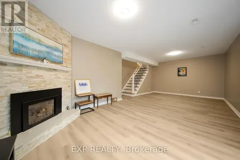 18 Winlock Crescent Ottawa ON K2G 3X4