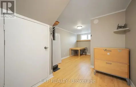 18 Winlock Crescent Ottawa ON K2G 3X4