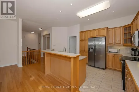 32 Silverthorn Court Ottawa ON K2J 4Y2